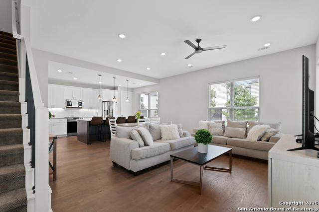 273 Estates Circle, College Station, Texas image 2