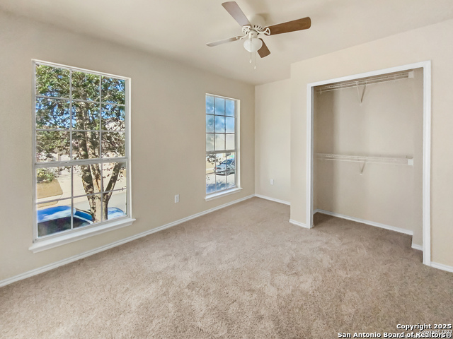 121 Lark Hill, Floresville, Texas image 12