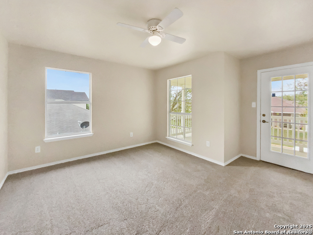 121 Lark Hill, Floresville, Texas image 9
