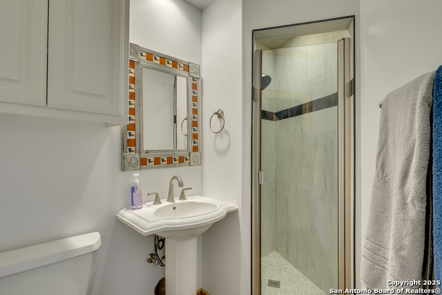 24005 Pedernales Canyon Trl, SPICEWOOD, Texas image 48