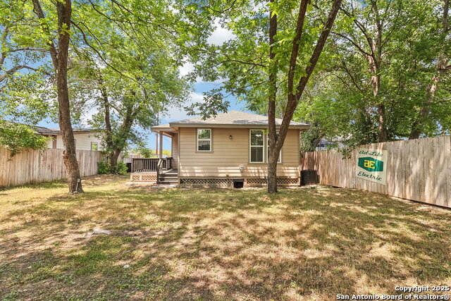 306 Joe Blanks St, San Antonio, Texas image 36