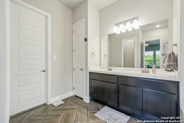 355 Jereth, Castroville, Texas image 13