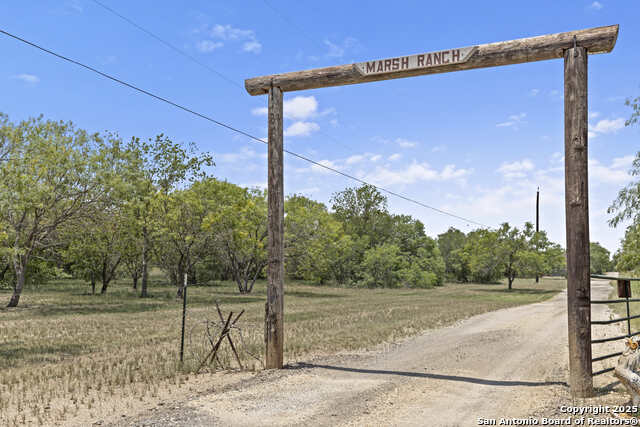 17545 Fargoer Way, Marion, Texas image 31