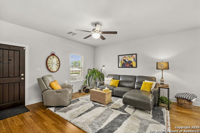 419 Channing Ave, San Antonio, Texas image 8
