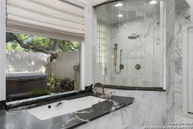 113 Carino Cv, Boerne, Texas image 17