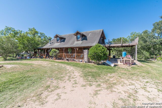 120 Dickerson Road, Bigfoot, Texas image 2