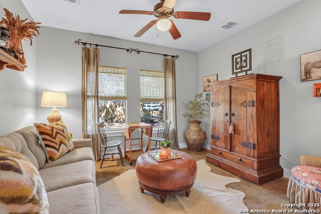 129 E Evergreen, Boerne, Texas image 32