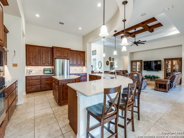 1556 Canyon Lake Drive, Canyon Lake, Texas image 11