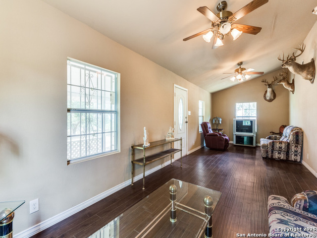 168 Mcconnell Road, Somerset, Texas image 5