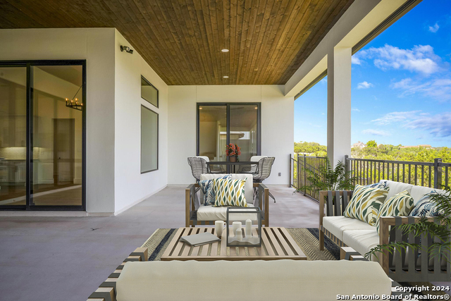32 Mariposa Pkwy E, Boerne, Texas image 3