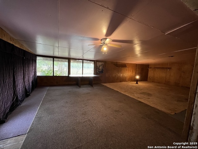 512 Brown Lane, Floresville, Texas image 18