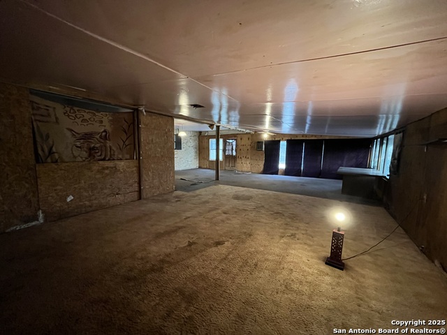 512 Brown Lane, Floresville, Texas image 19