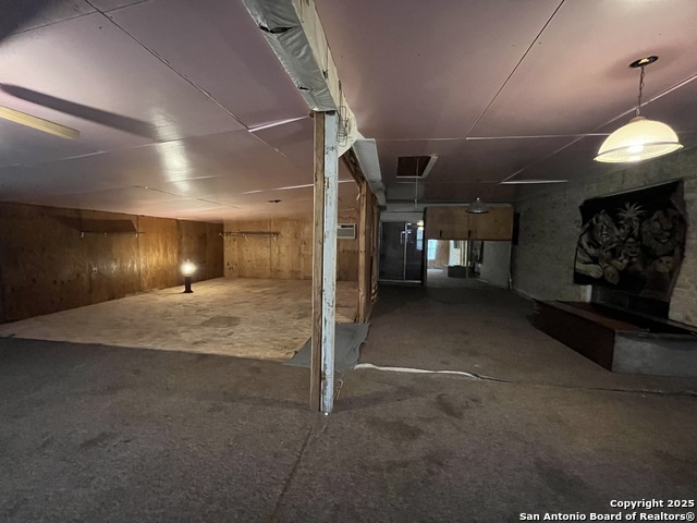 512 Brown Lane, Floresville, Texas image 20