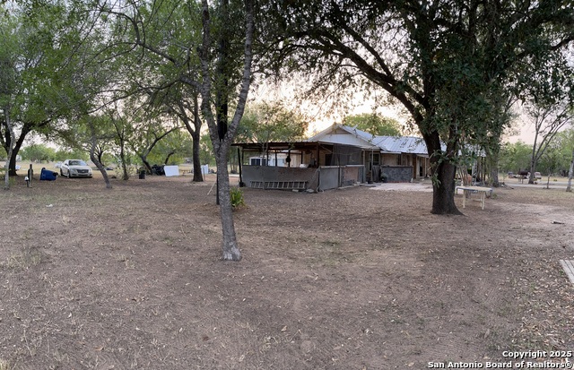 512 Brown Lane, Floresville, Texas image 31