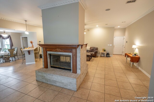 633 Sunrise Ave, Uvalde, Texas image 17