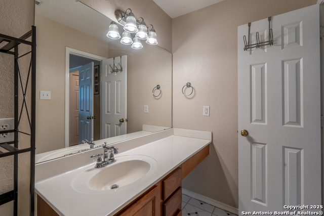 3972 Trinity Trl, New Braunfels, Texas image 16