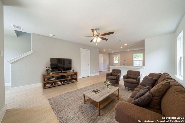 324 Mar Hill, Seguin, Texas image 3