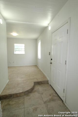 311 Sylvia, San Antonio, Texas image 7