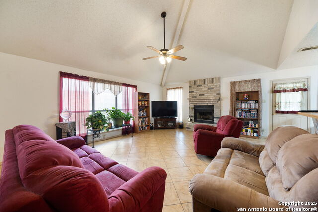 11334 Bald Mountain Dr, San Antonio, Texas image 2