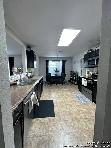 510 Tres Caminos, San Antonio, Texas image 4