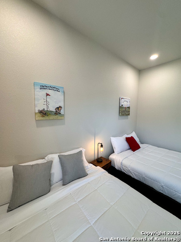 34 Lazy Day, ConCan, Texas image 14
