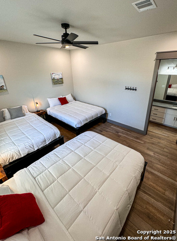 34 Lazy Day, ConCan, Texas image 15