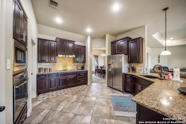 378 Lantana Crossing, Spring Branch, Texas image 15