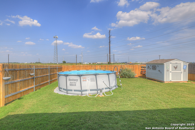 437 Signe, Seguin, Texas image 32