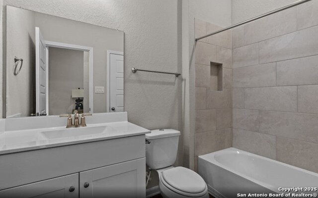 10547 Briceway Bay, Helotes, Texas image 9