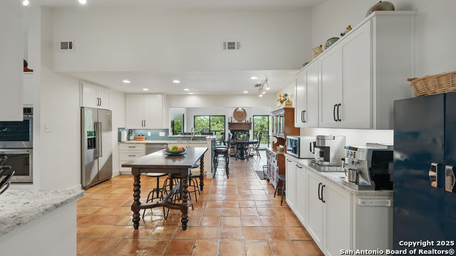 1817 Kuehler, New Braunfels, Texas image 28