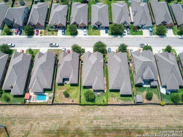 2136 Pioneer Pass, Seguin, Texas image 32
