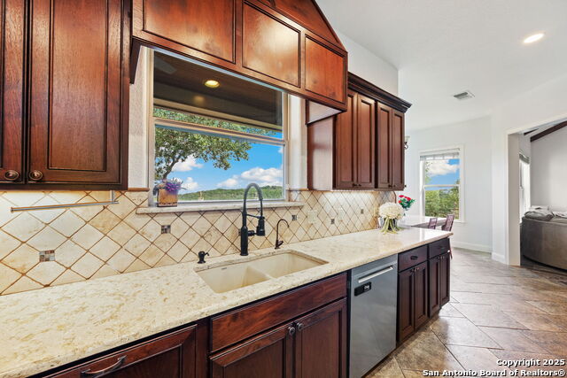 15311 Escarpment Oak, Helotes, Texas image 47
