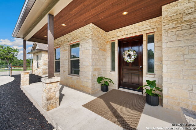 15311 Escarpment Oak, Helotes, Texas image 5