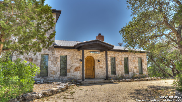 700 Cat Claw Mountain, ConCan, Texas image 2