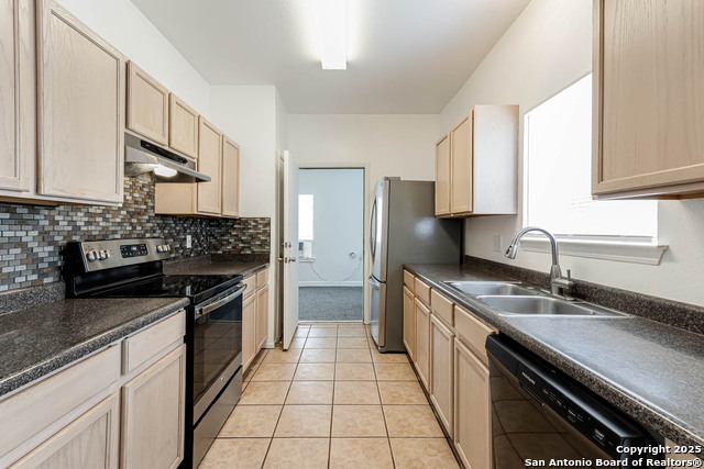 1915 Desert Willow, San Antonio, Texas image 7