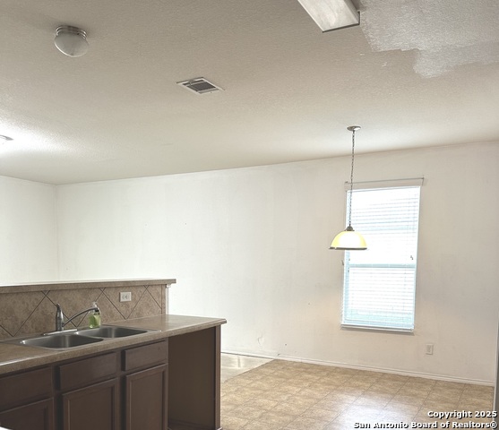 16210 Raceway Downs, Selma, Texas image 10