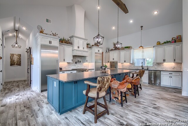 452 Wentworth, Spring Branch, Texas image 16