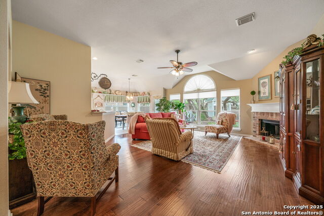 13026 Five, Helotes, Texas image 4
