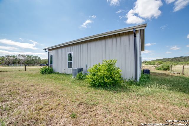 6101 County Road 251, Hondo, Texas image 24