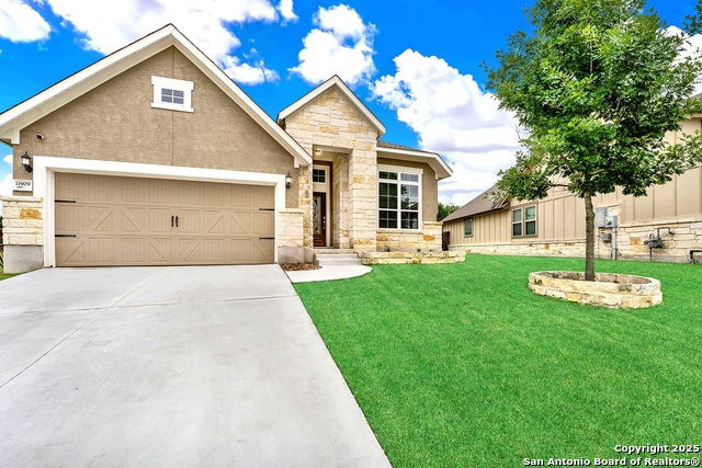 11909 Trail Hollow, Schertz, Texas image 3