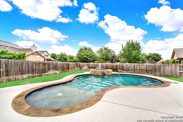 11909 Trail Hollow, Schertz, Texas image 37