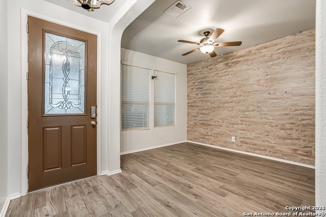 10442 Macarthur, Converse, Texas image 2