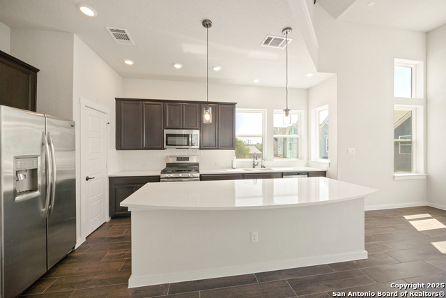5843 Whitby, San Antonio, Texas image 7