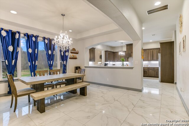 427 Bella Montagna Circle, Austin, Texas image 10