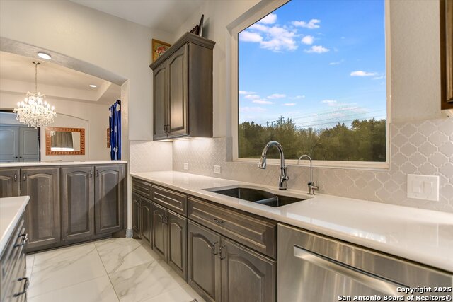 427 Bella Montagna Circle, Austin, Texas image 12