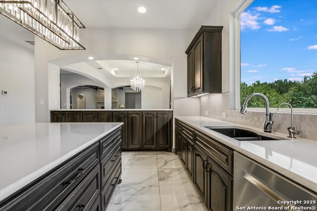 427 Bella Montagna Circle, Austin, Texas image 15