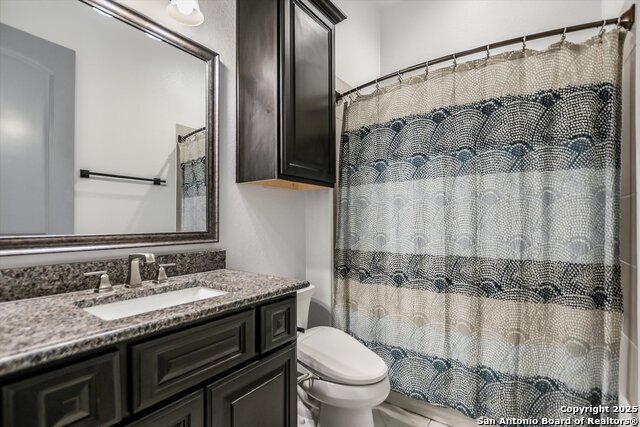 427 Bella Montagna Circle, Austin, Texas image 24