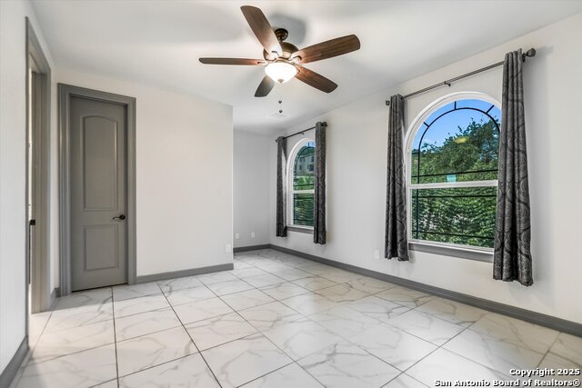 427 Bella Montagna Circle, Austin, Texas image 31