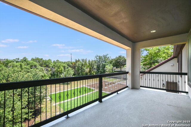 427 Bella Montagna Circle, Austin, Texas image 37