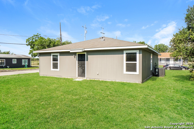 1701 Guadalupe, Seguin, Texas image 20